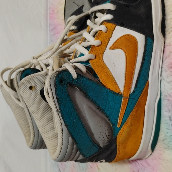 Nike Oncore Vintage Hi Top Shoes 2009 Sz.9 (X-102 CRATE) - Picture 6 of 15